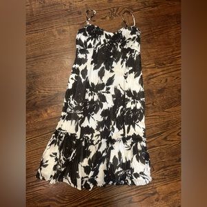 Loft size 2 black and white dress